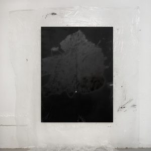 Black minimal abstract large painting by Esther Miquel in her art studio in Barcelona