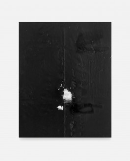 Minimalist black painting painted by the minimalist artist Esther Miquel based in Barcelona, Spain.