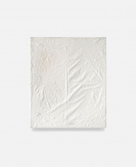 Minimalist white painting painted by the minimalist and female artist Esther Miquel based in Barcelona, Spain.