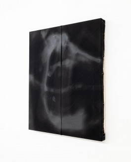 Minimalist black painting painted by the minimalist artist Esther Miquel based in Barcelona, Spain.