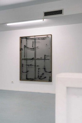 The awarded transparent and minimlistic painting by Esther Miquel at Galeria Fran Reus in Palma de Mallorca.